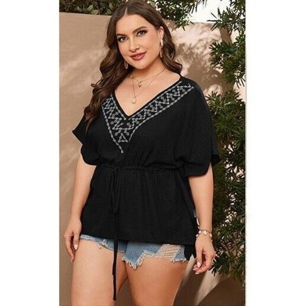 Unbranded Womens Blouse 2XL‎ Black Embroidered VNeck Peasant Festival Boho Chic